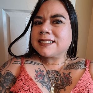 Meet your Posher, Mia